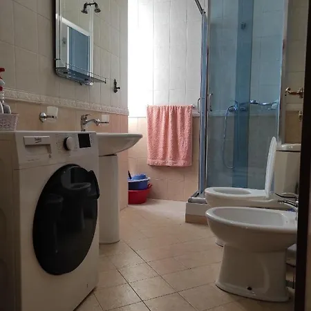 Toptani In City Center Apartment